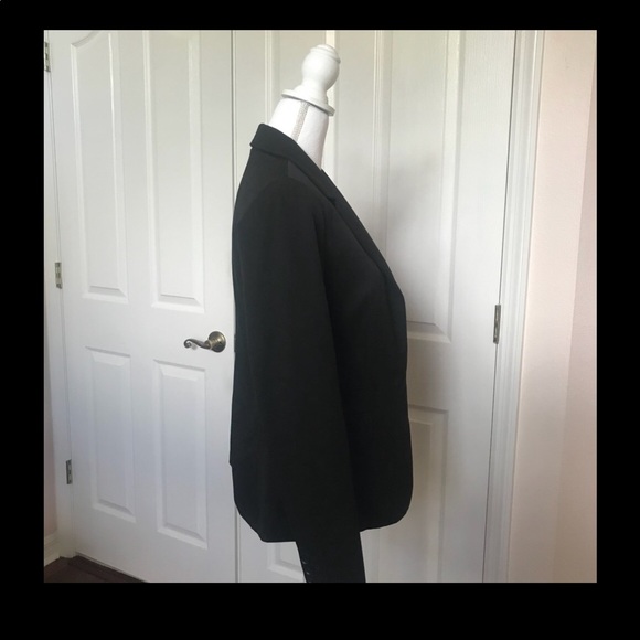 Express Blazer - Picture 4 of 8